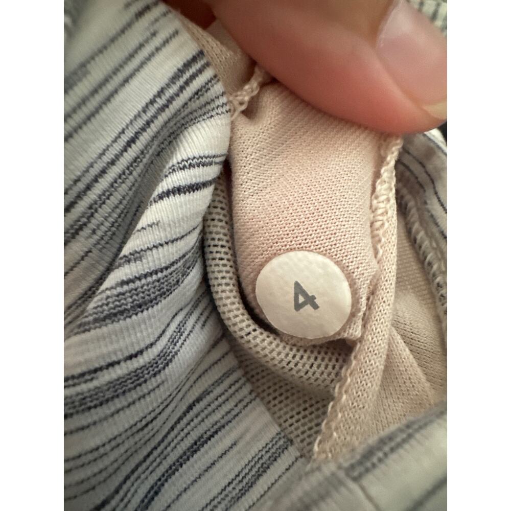 Lululemon Lighten Up Bra Space Dye Camo White Silver Spoon Size 4 - Picture 8 of 8